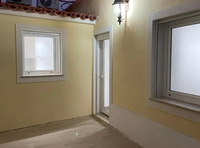 The Orange Tree - Terraco By Live And Willa Abrantes